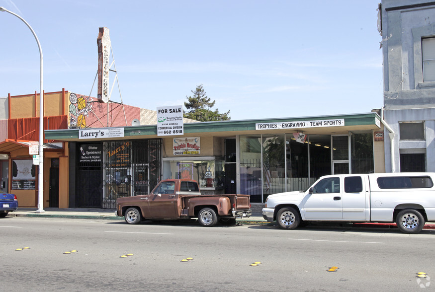 2217-2219 Macdonald Ave, Richmond, CA à louer - Photo principale – Image 1 sur 2