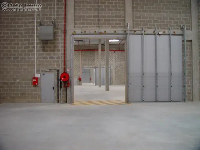 Industriel/Logistique dans Brétigny-sur-Orge à louer - Photo de l’immeuble – Image 3 sur 9