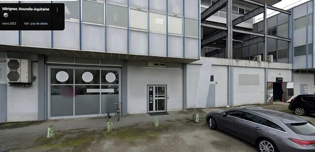 Plus de détails pour Local d'activités à louer