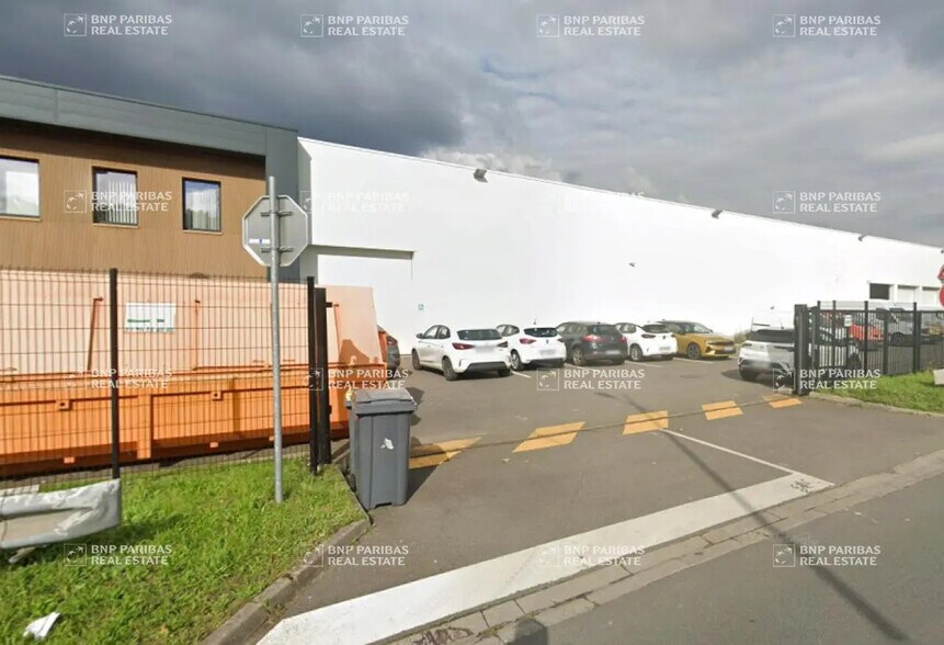 Local d’activités dans Lesquin à louer - Photo de l’immeuble – Image 2 sur 6