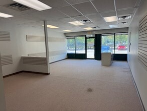 3310 Hickory Rd, Mishawaka, IN à louer Photo intérieure– Image 1 sur 3