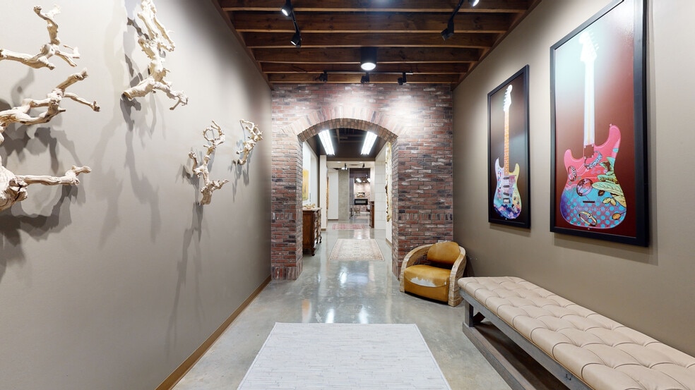 129 S Main St, Grapevine, TX à louer - Numérisation 3D Matterport – Image 3 sur 29