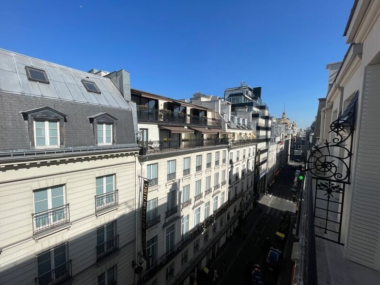 24 Rue De Caumartin, Paris à louer - Photo de l’immeuble – Image 1 sur 9