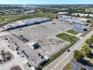 Plus de détails pour 1441 Sandy Hollow Rd, Rockford, IL - Local commercial à louer