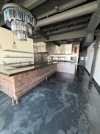 Plus de détails pour 7563-7565 Beverly Blvd, Los Angeles, CA - Local commercial à louer