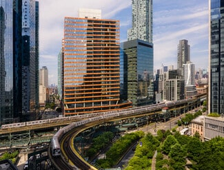 Plus de détails pour 28-07 Jackson Ave, Long Island City, NY - Bureau à louer