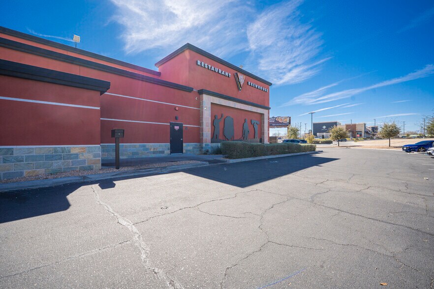 11600 Amargosa Rd, Victorville, CA à vendre - Photo de l’immeuble – Image 3 sur 18