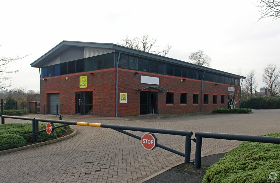 6 Sovereign Rd, Birmingham à louer - Photo de l’immeuble – Image 2 sur 3