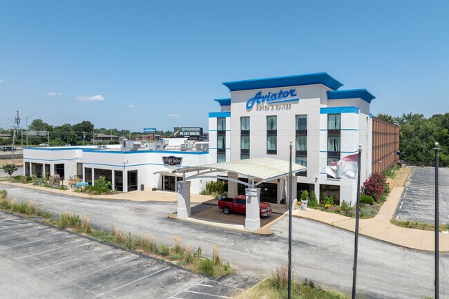 Plus de détails pour 6921 S Lindbergh Blvd, Saint Louis, MO - Hôtellerie à vendre