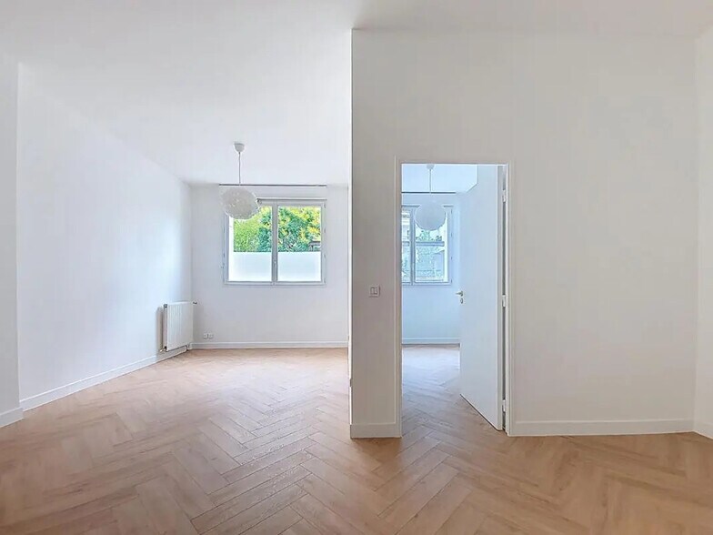 Bureau dans Levallois-Perret à vendre - Photo de l’immeuble – Image 1 sur 6