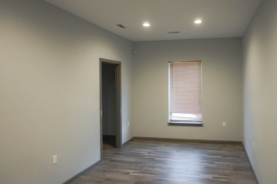 112 N Spilman Ave, Rolla, MO à vendre - Photo intérieure – Image 2 sur 6