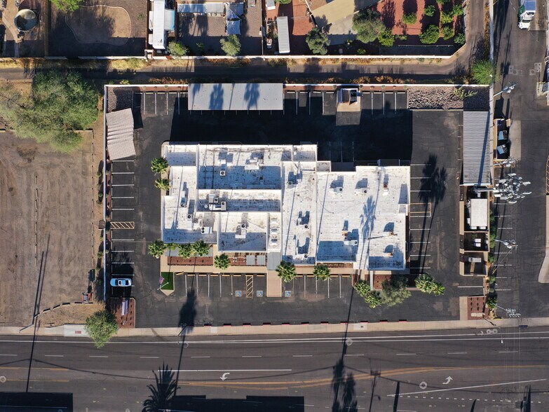12251 N 32nd St, Phoenix, AZ à vendre - Photo de l’immeuble – Image 2 sur 7