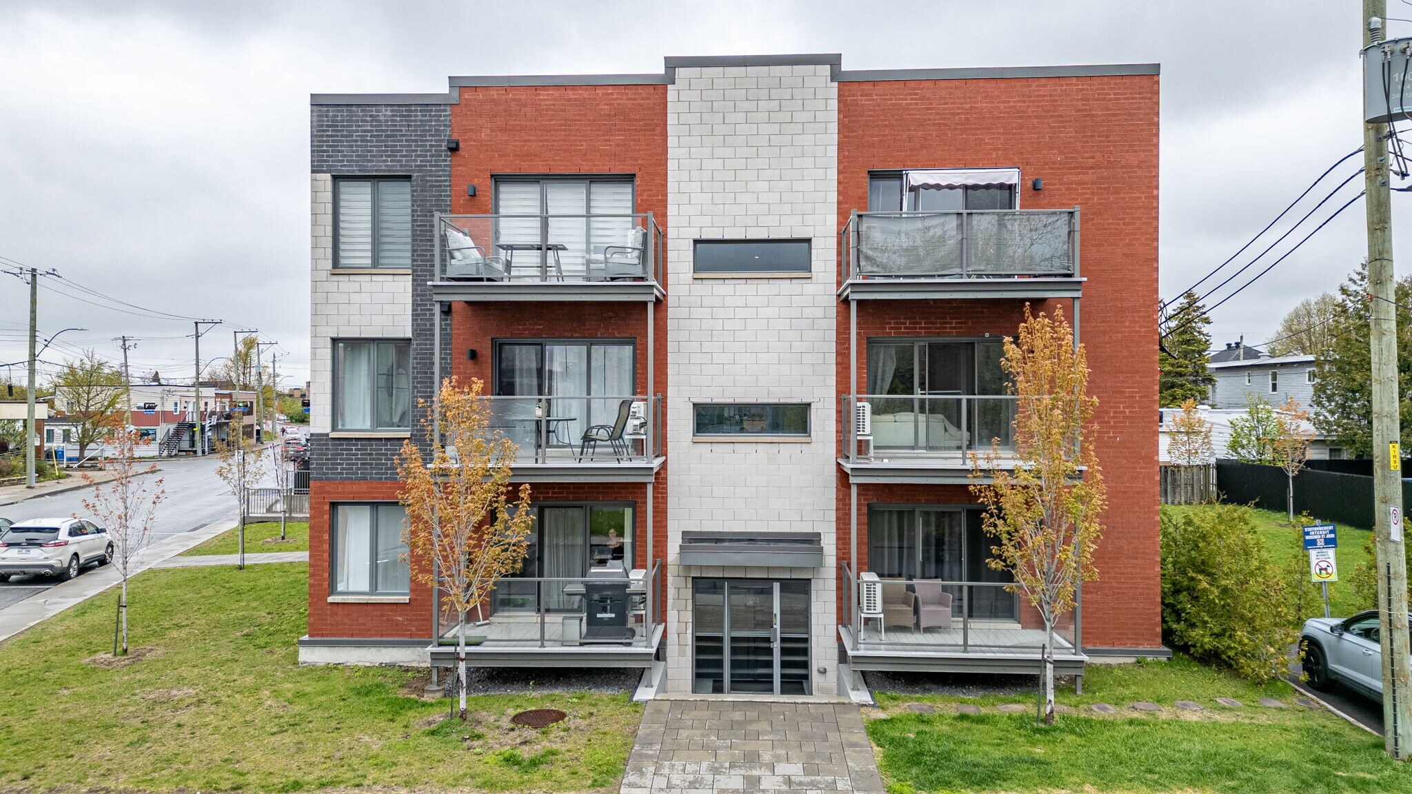 1074 Ch Du Côteau-Rouge, Longueuil, QC à vendre Photo de l’immeuble– Image 1 sur 23