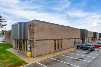Plus de détails pour 2320 Tedlo St, Mississauga, ON - Local d'activités à louer