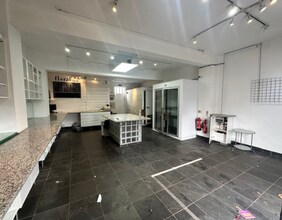 415 Oakleigh Rd N, Londres à louer Photo intérieure– Image 2 sur 4