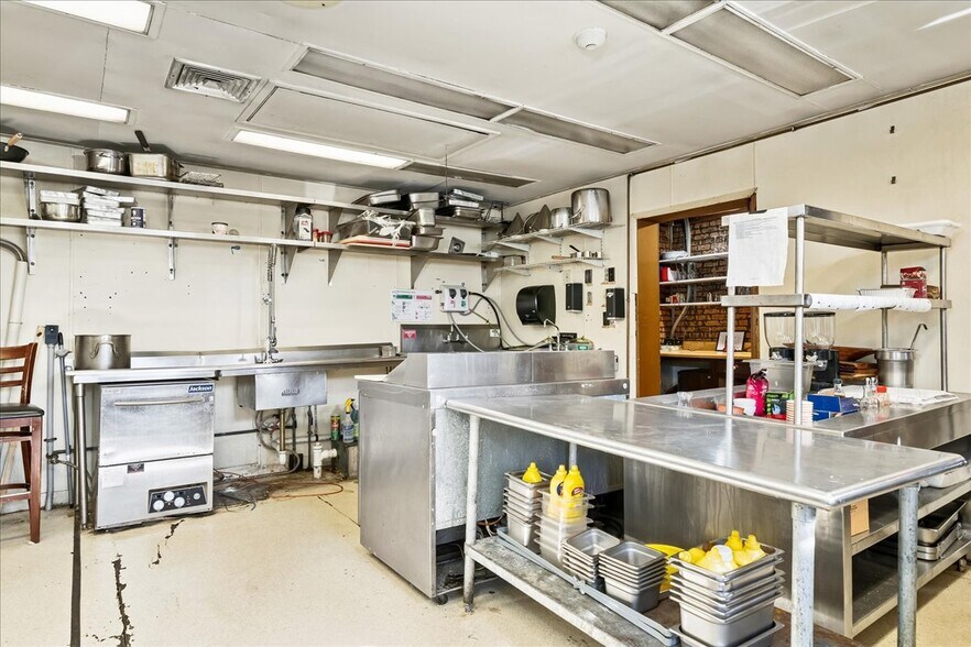 31 Decatur St, Columbia, NJ à vendre - Photo intérieure – Image 3 sur 35