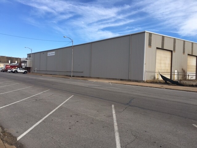 223-227 S Main St, Wagoner, OK à vendre - Photo de l’immeuble – Image 3 sur 74