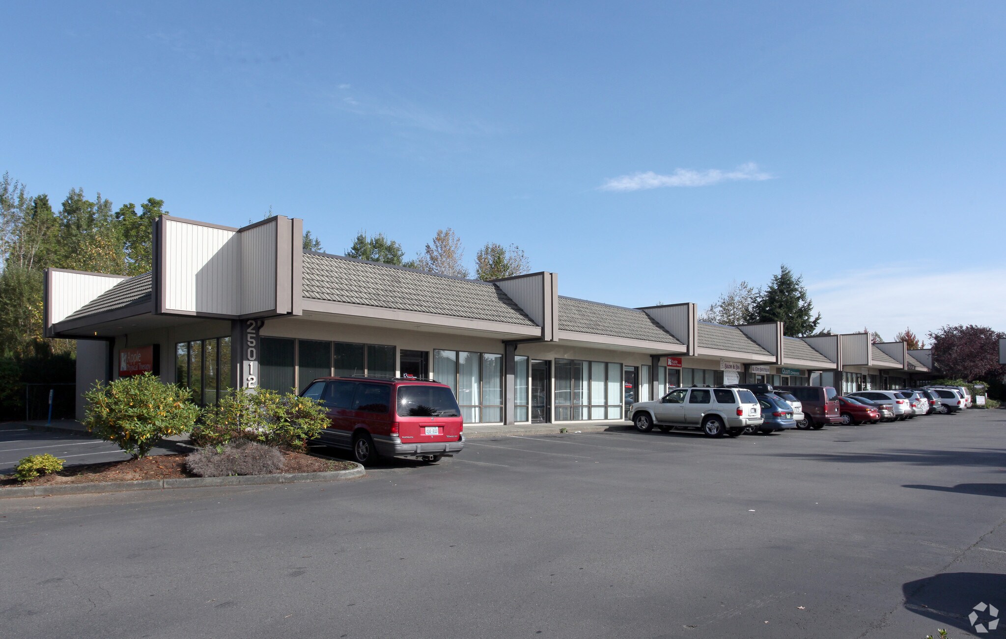 25012 104th Ave SE, Kent, WA à louer Photo principale– Image 1 sur 6
