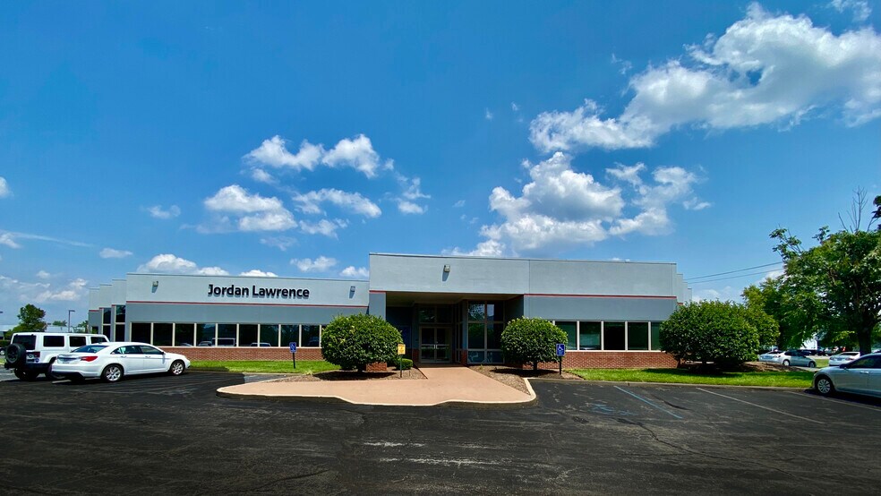 702 Spirit 40 Park Dr, Chesterfield, MO à vendre - Photo de l’immeuble – Image 3 sur 14