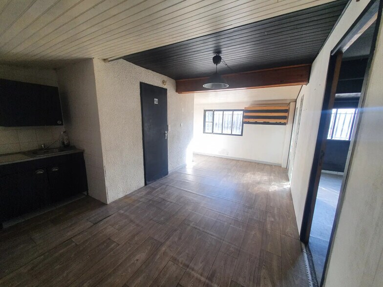 2480 Avenue Julien Panchot, Perpignan à louer - Photo de l’immeuble – Image 2 sur 6
