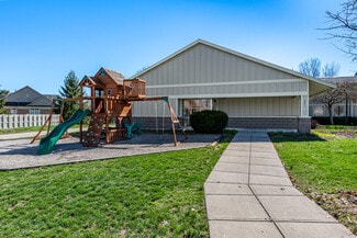 Plus de détails pour 8690 Yankee St, Dayton, OH - Bureau/Local commercial à louer
