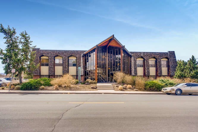 2055 S Oneida St, Denver, CO à louer - Photo principale – Image 1 sur 10