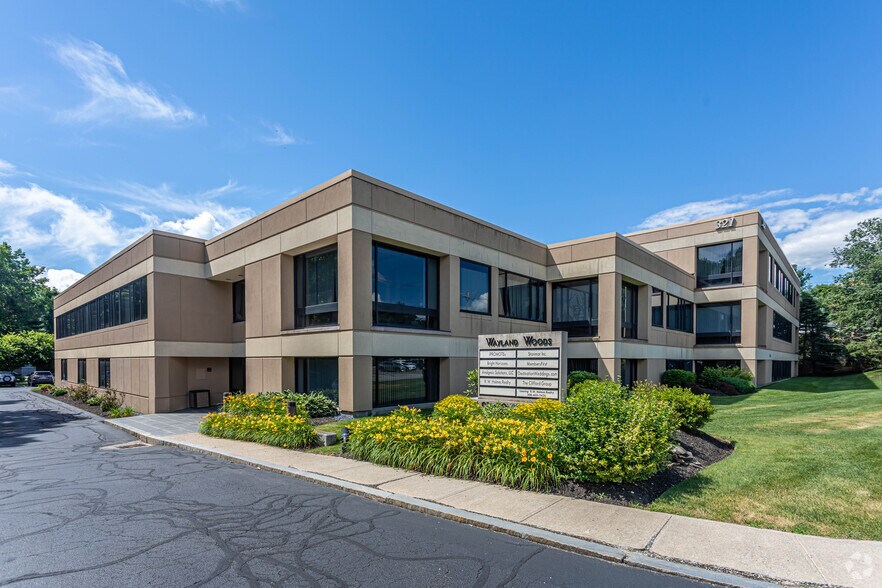 321 Commonwealth Rd, Wayland, MA à louer - Photo de l’immeuble – Image 1 sur 4