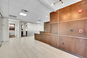 7100 W Camino Real, Boca Raton, FL à louer Photo intérieure– Image 2 sur 31