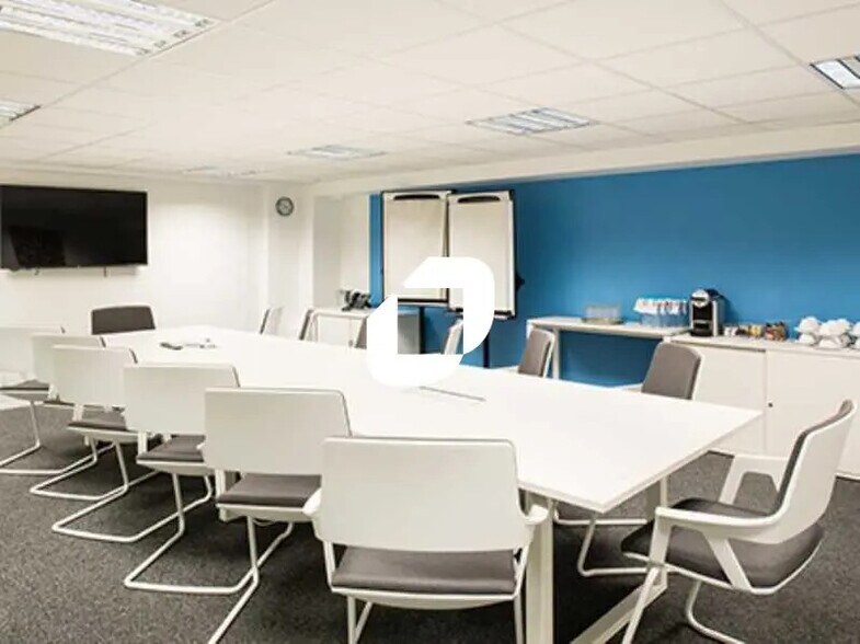 Bureau dans Paris à louer - Photo de l’immeuble – Image 3 sur 9