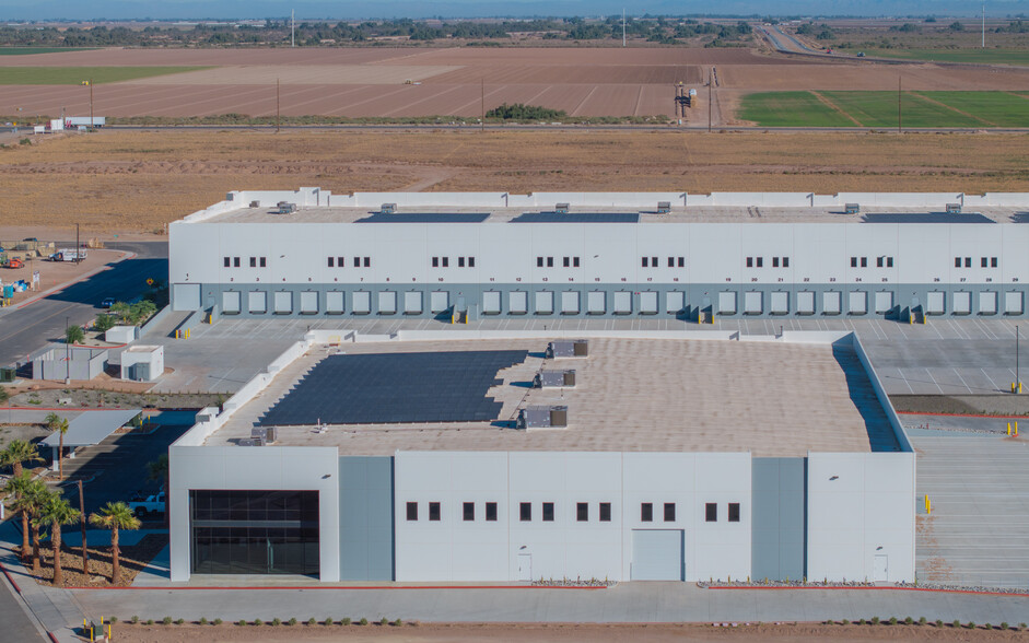 612 Laborde Road, Calexico, CA à louer - Photo de l’immeuble – Image 3 sur 19