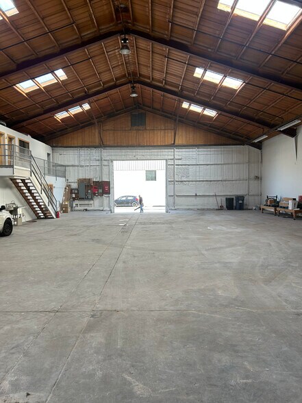 347 Locust St, Watsonville, CA à louer - Photo de l’immeuble – Image 3 sur 8