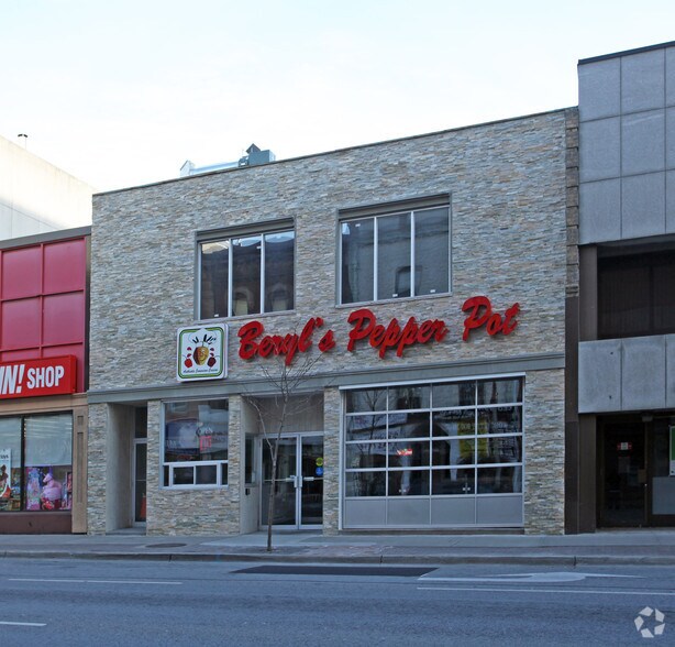 14 King St W, Oshawa, ON à vendre - Photo de l’immeuble – Image 2 sur 2