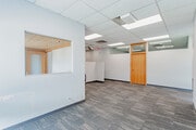 05_450-Skokie-Blvd-200_Northbrook_LN-Crexi-Lobby