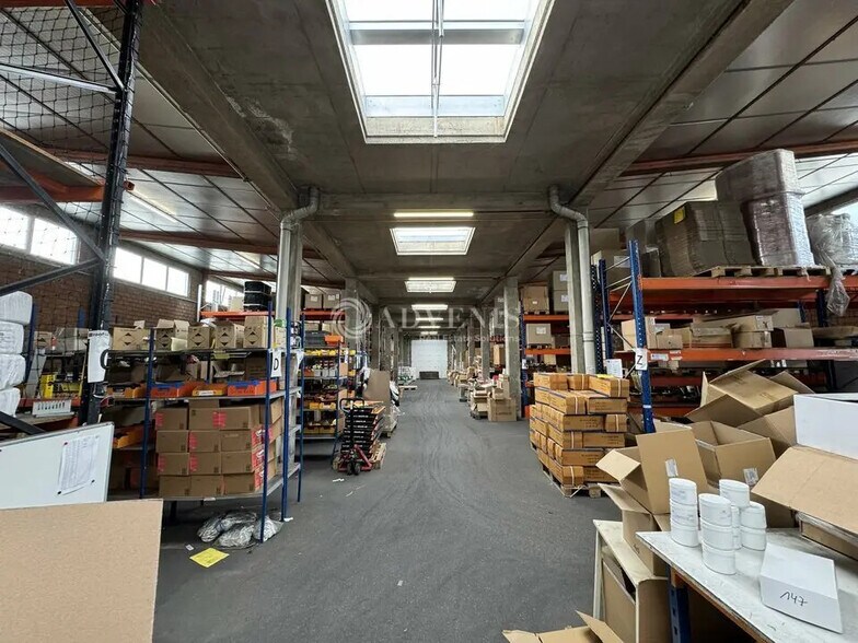Local d’activités dans Reichstett à louer - Photo de l’immeuble – Image 3 sur 8