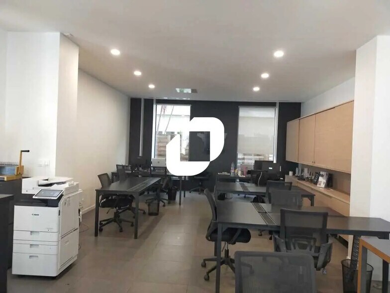 Bureau dans Bordeaux à louer - Photo de l’immeuble – Image 1 sur 12