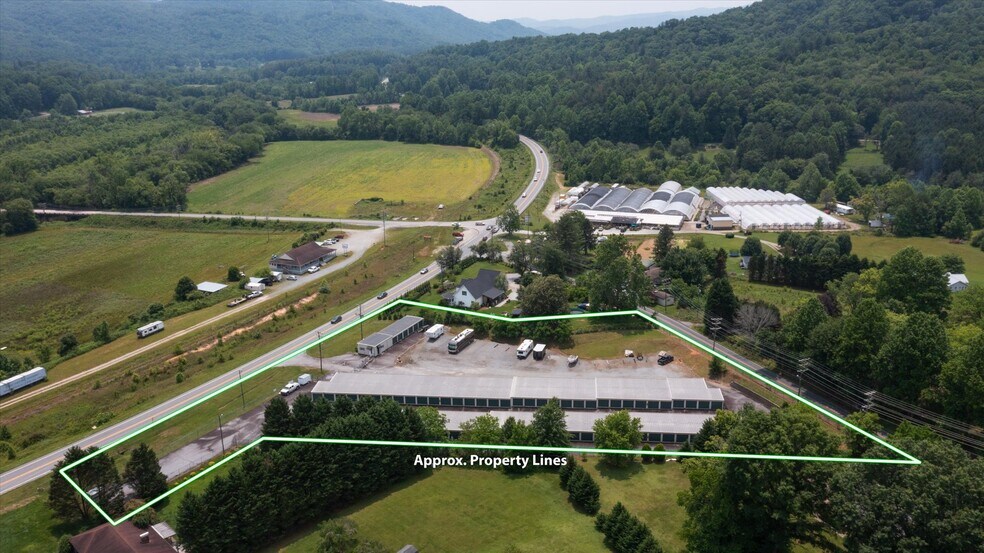 6185 Hendersonville Hwy, Pisgah Forest, NC à vendre - Photo de l’immeuble – Image 2 sur 18