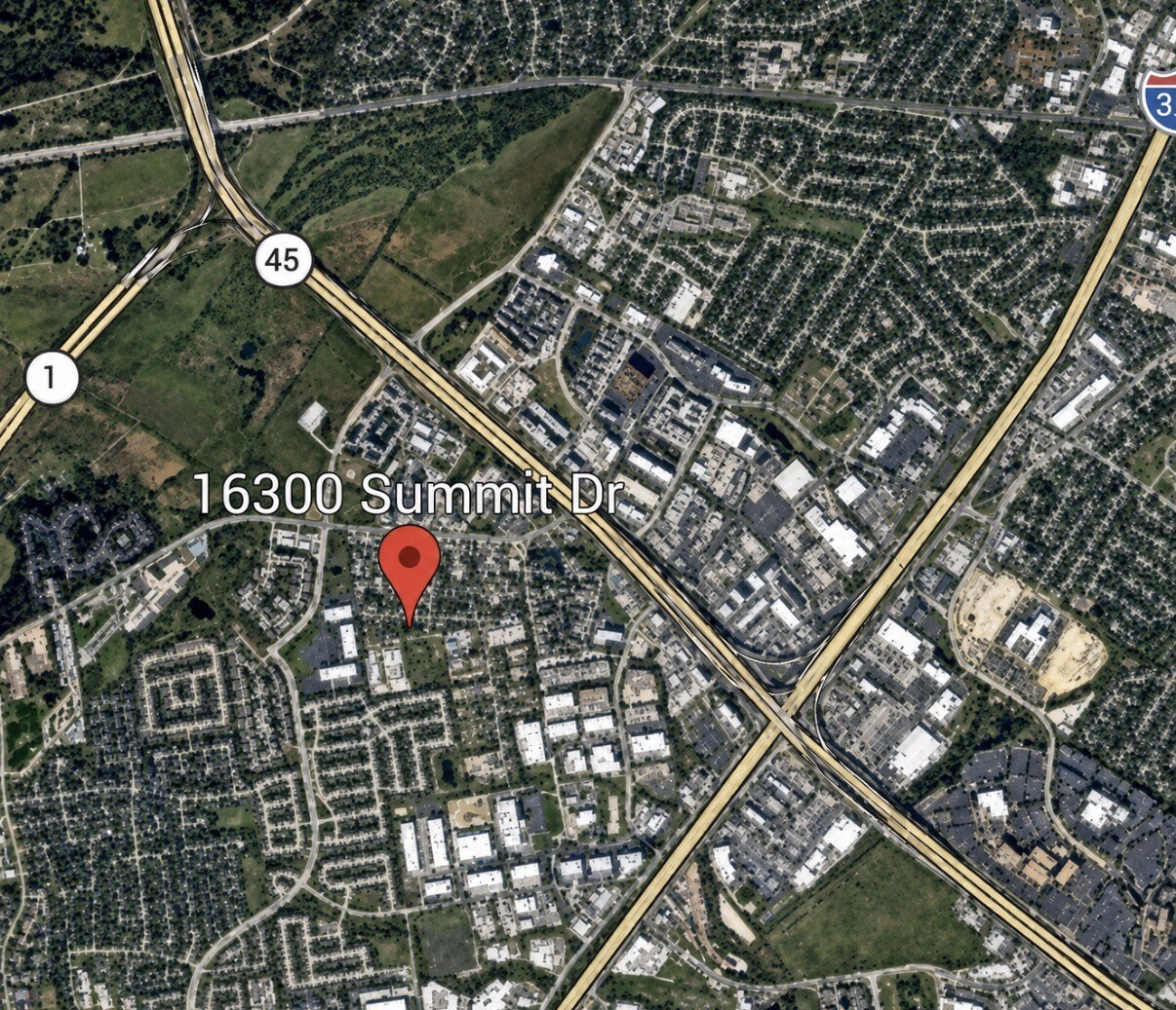 16300 Summit Dr, Austin, TX à louer Photo principale– Image 1 sur 10