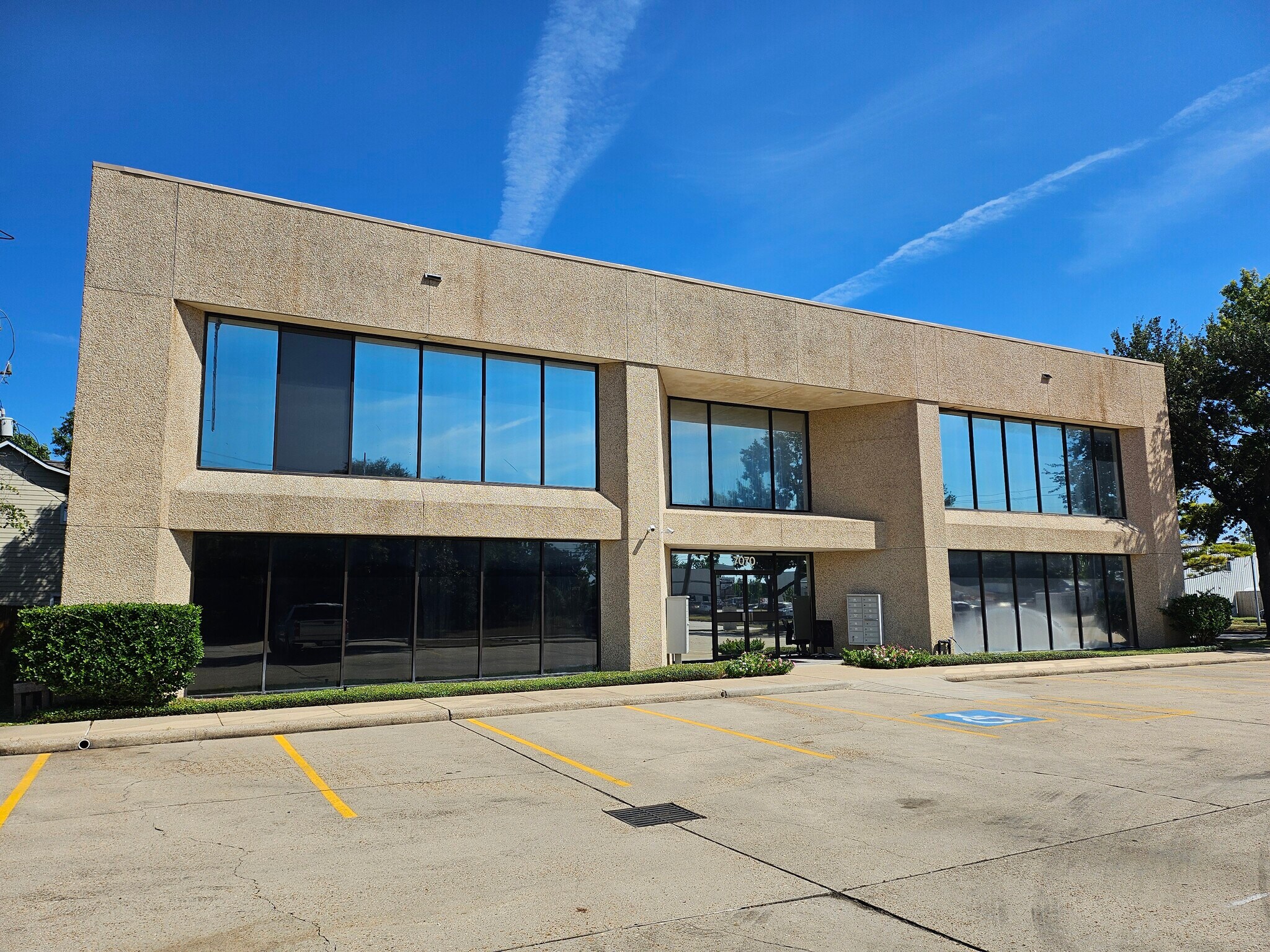 7070 W 43rd St, Houston, TX à louer Photo principale– Image 1 sur 11