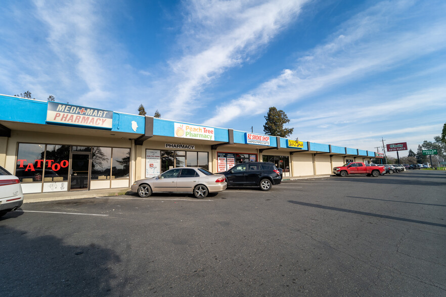 5983-5999 Lindhurst Ave, Marysville, CA à louer - Photo de l’immeuble – Image 3 sur 8