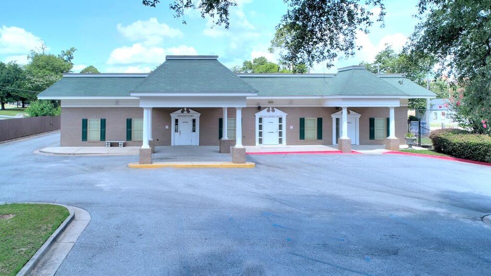 803 N Jackson St, Albany, GA à louer - Photo de l’immeuble – Image 2 sur 36