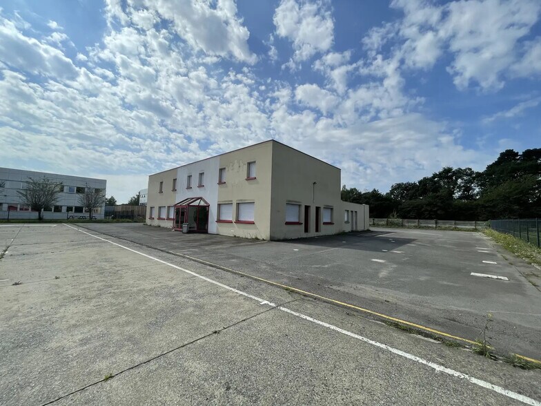 2 Rue Du Bois De Soeuvres, Vern-sur-Seiche à louer - Photo de l’immeuble – Image 2 sur 11