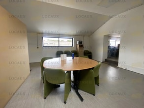 Local d’activités dans Argenteuil à louer Photo intérieure– Image 2 sur 18