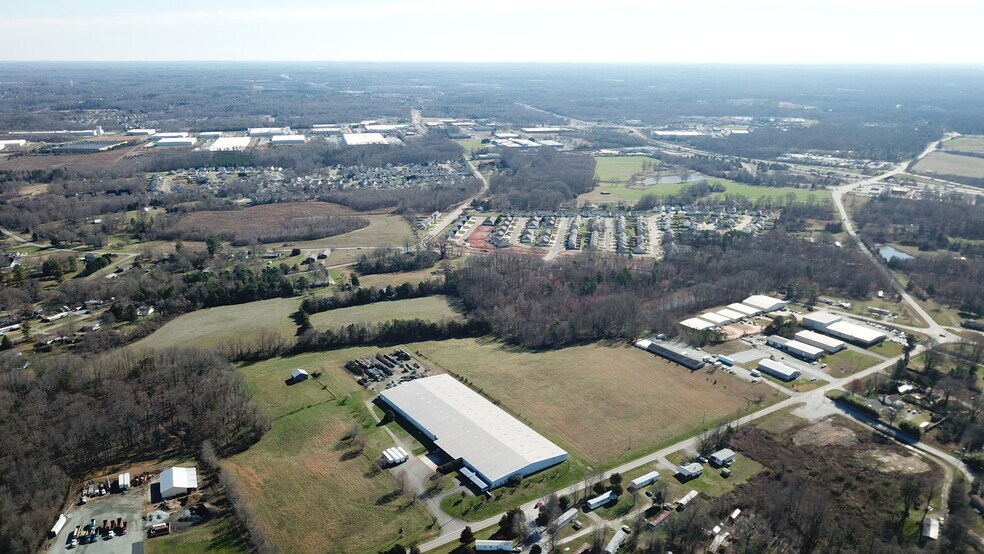 00 Trollingwood Hawfields Rd, Mebane, NC à vendre - Photo de l’immeuble – Image 2 sur 3