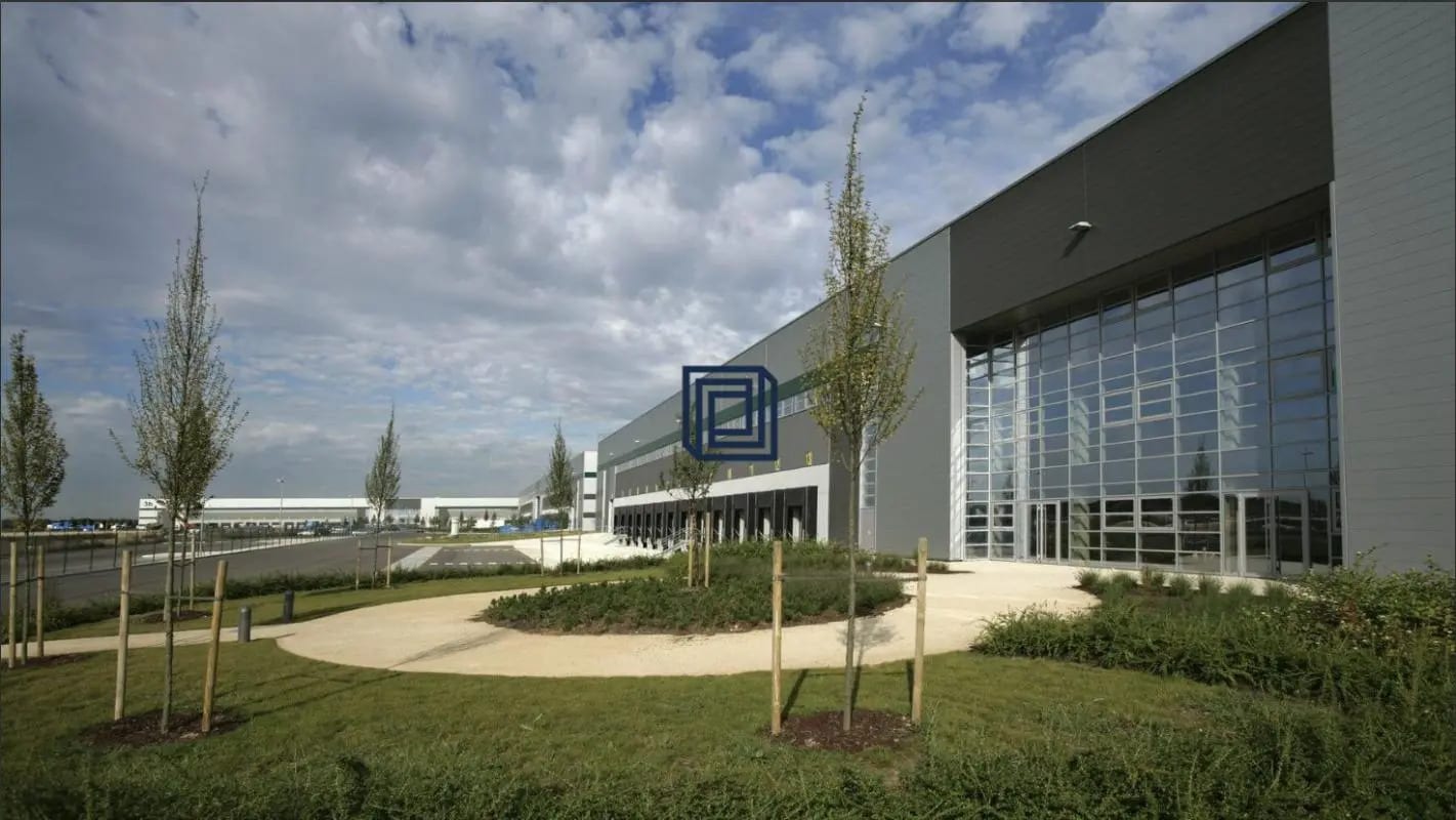 Industriel/Logistique dans Moissy-Cramayel à louer Photo de l’immeuble– Image 1 sur 5