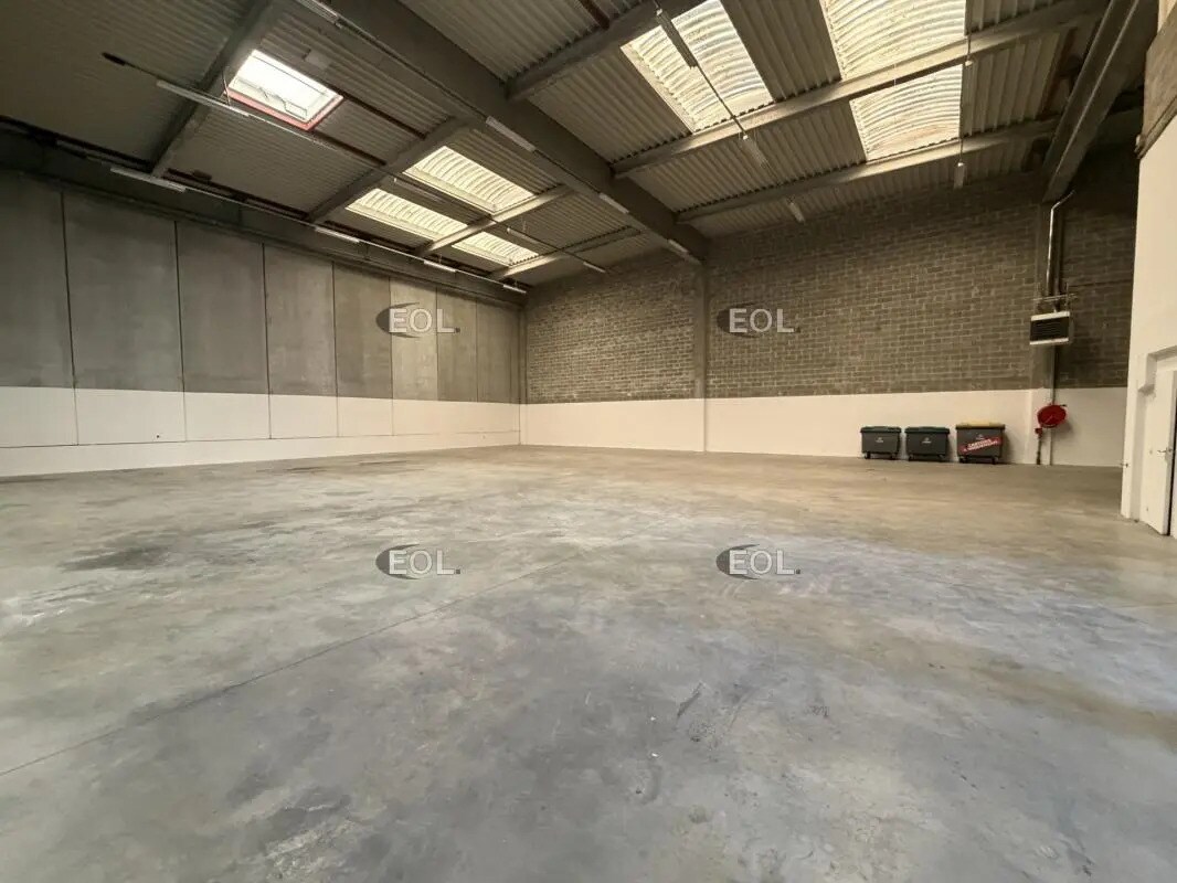 Local d’activités dans Moissy-Cramayel à louer Photo intérieure– Image 1 sur 8