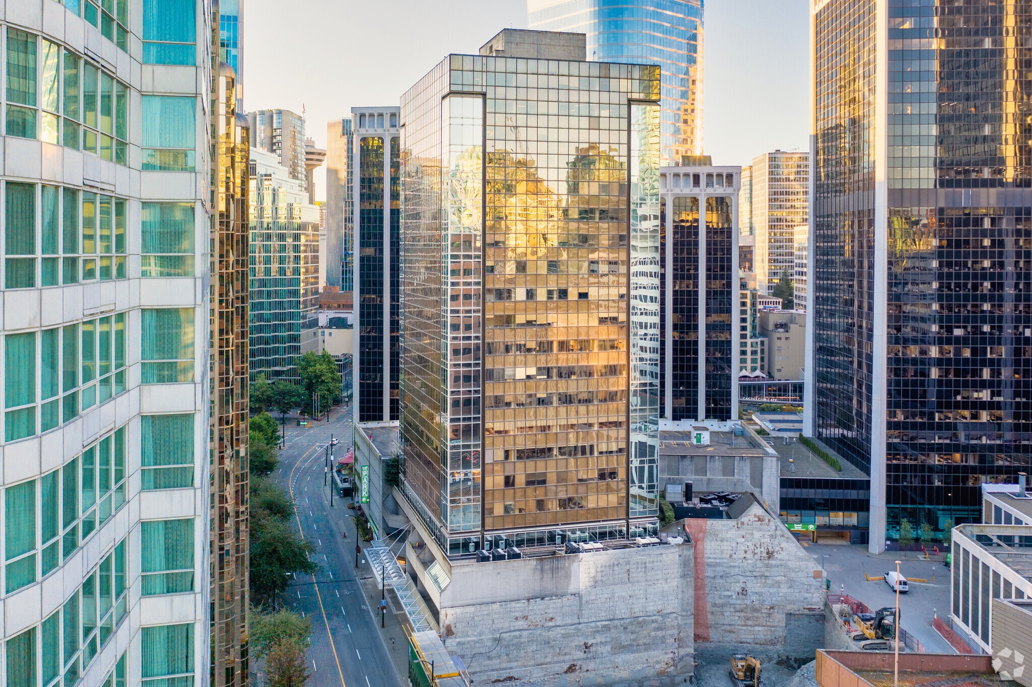 1050 W Pender St, Vancouver, BC à louer Photo principale– Image 1 sur 7