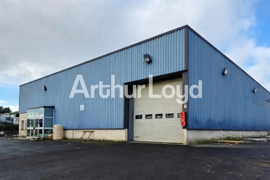 Industriel/Logistique dans Giberville à louer - Photo de l’immeuble – Image 1 sur 1