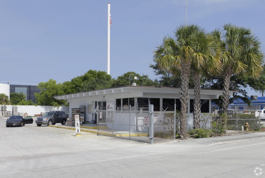 281 Old Dixie Hwy, Jupiter, FL à louer - Photo de l’immeuble – Image 3 sur 10