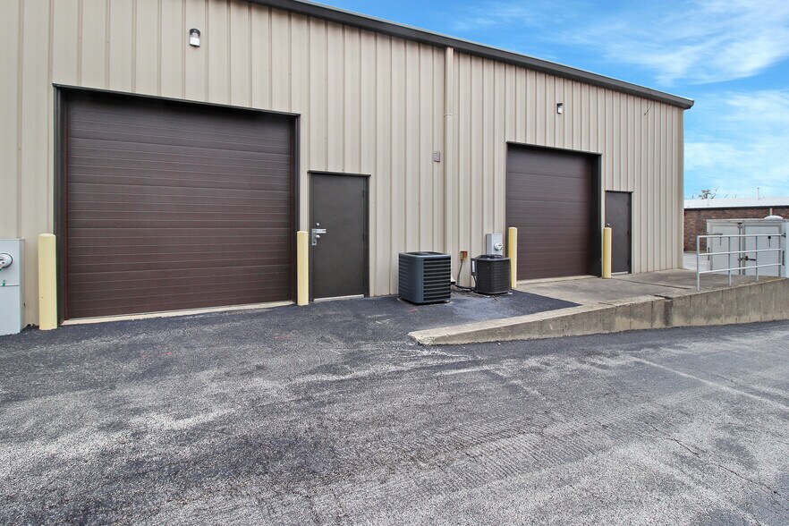 2600 Keslinger Rd, Geneva, IL à louer - Photo de l’immeuble – Image 2 sur 10
