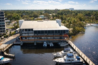 Plus de détails pour 2360 W 1st St, Fort Myers, FL - Local commercial à louer